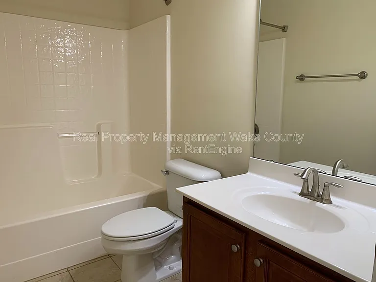 512 Sandy Whispers Pl — Photo 33