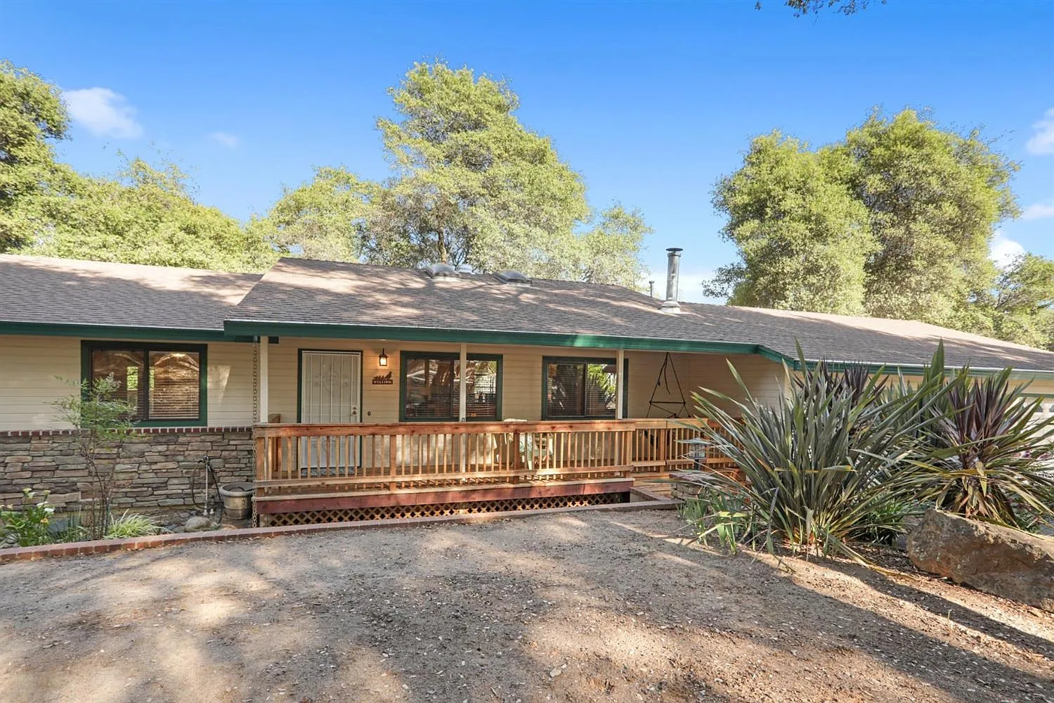 3620 Mary Ln photo 1