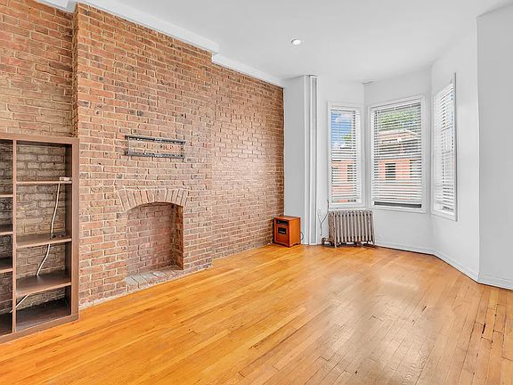 2nd image of 548 11th St APT 5