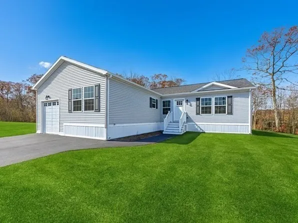 121 E Washington St Unit 12, North Attleboro, MA 02760