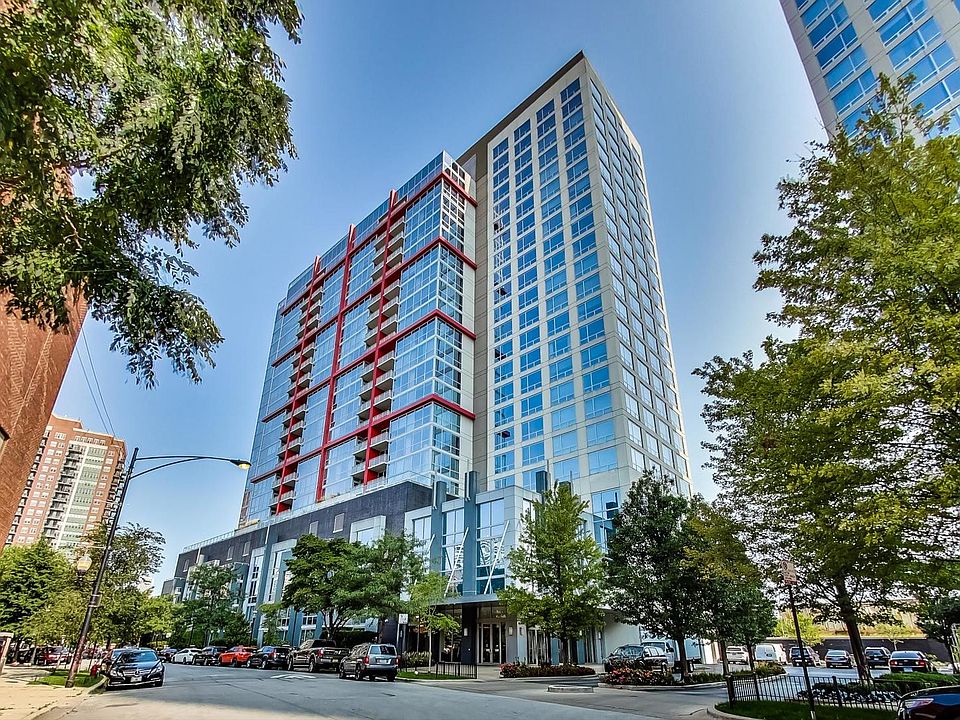 1st image of 1841 S Calumet Ave APT 2205