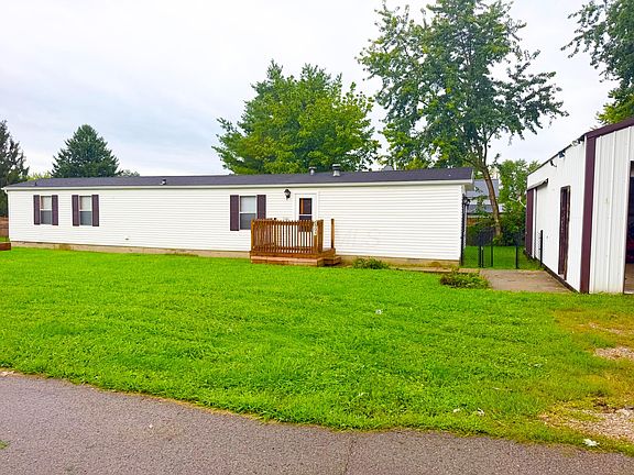 3rd image of 8903 Leist Ave