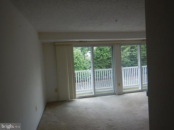 2nd image of 301 Palmspring Dr APT 12