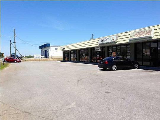 2nd image of 1209 Airport Rd Ste 7