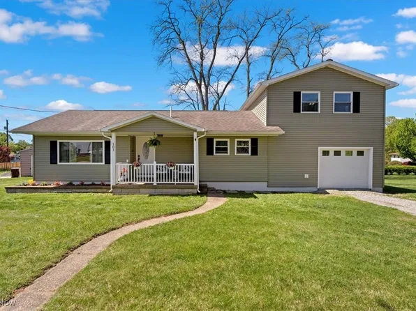 101 Dye Cir, Marietta, OH 45750
