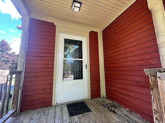 3rd image of 135 McKinley Ave