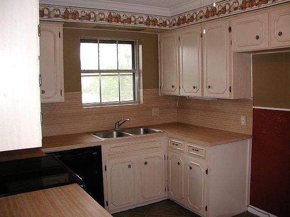 5th image of 2333 John Baker Cir