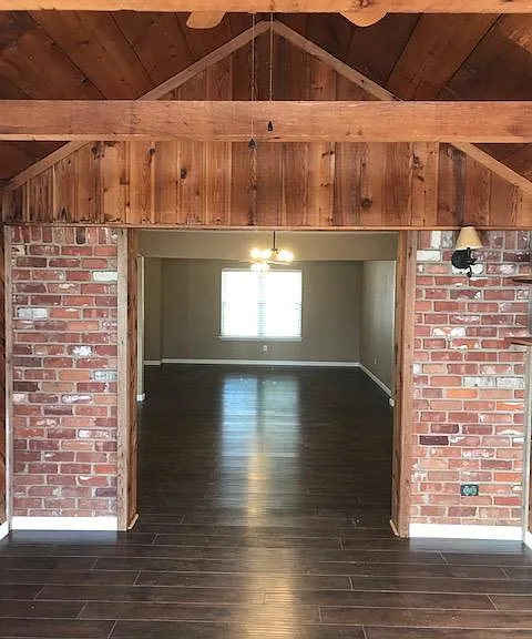640 Reynolds Rd — Photo 35