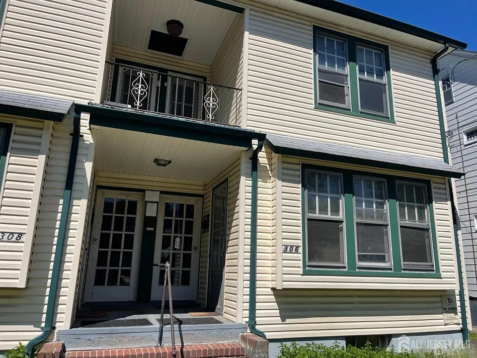 308 S 3rd Ave #308