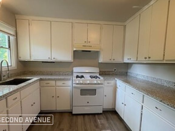 5th image of 304 Highland Dr