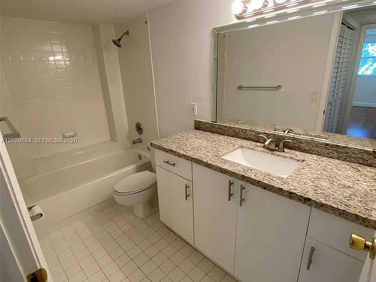 8323 Lake Dr #302 — Photo 5