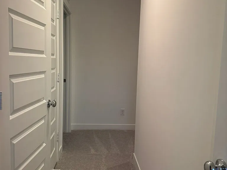 15322 Farrington Way — Photo 11