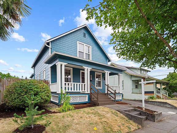 3rd image of 725 NE 79th Ave