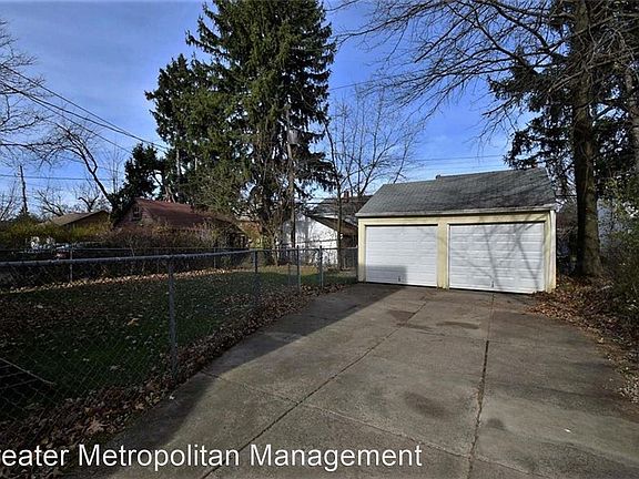 4th image of 3703 Berkeley Rd