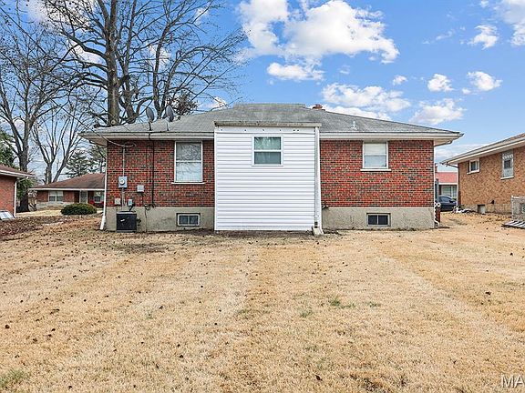 4th image of 9221 Shadydale Dr