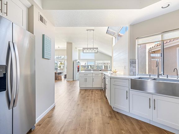 4th image of 24901 Seagate Dr