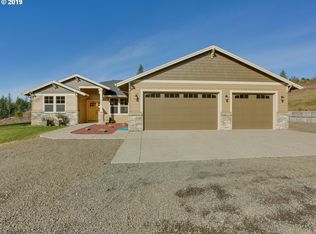 43181 SE Wildcat Mountain Dr, Sandy, OR 97055