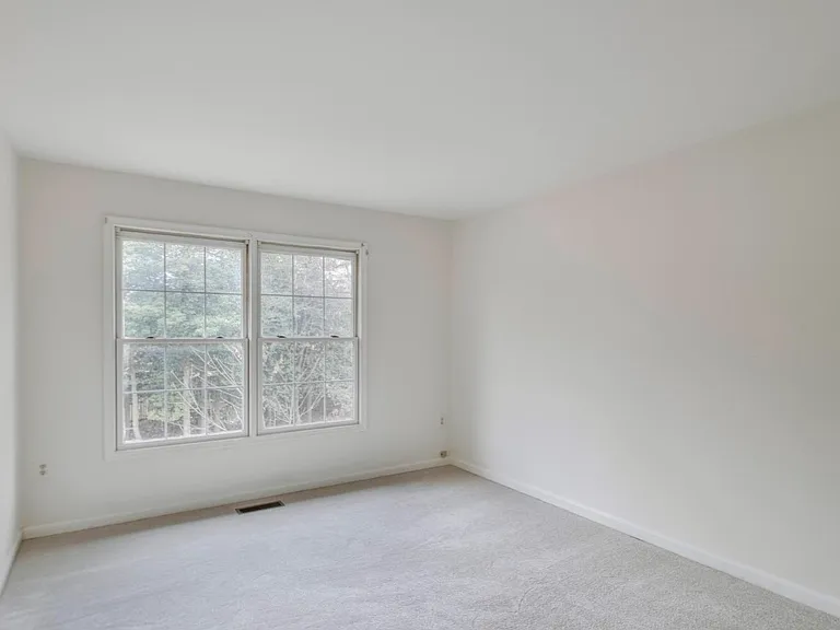 4100 Ulster Rd — Photo 28