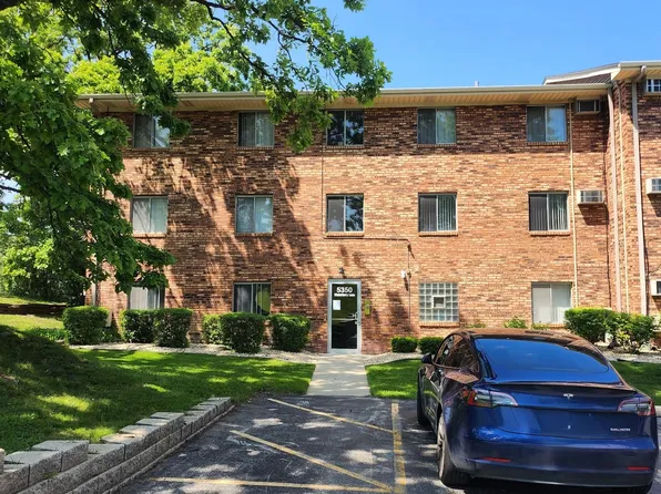 5350 Waterbury Ln APT 1602A, Crestwood, IL 60418