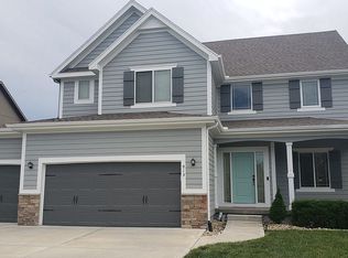 913 SW 35th St, Lees Summit, MO 64082