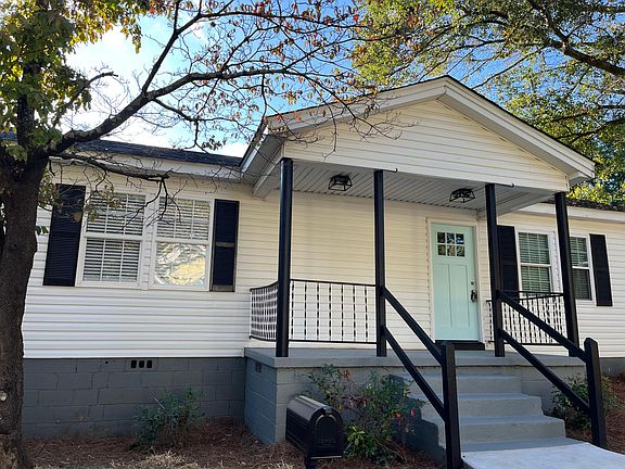 2nd image of 106 Dobbs St