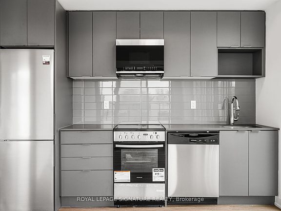 3rd image of 4569 Kingston Rd #211