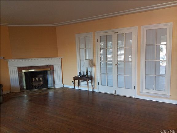 5th image of 5907 Craner Ave