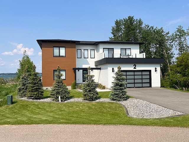 1st image of 2 E Twin Rose Ct