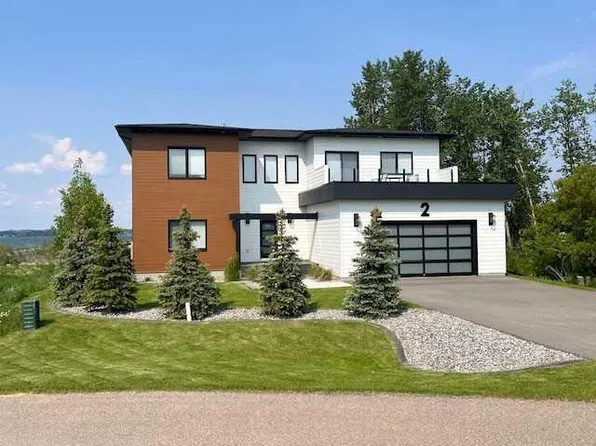 2 E Twin Rose Ct, Jarvis Bay, AB T4S 1R8