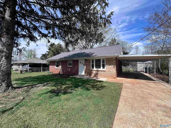 3512 Bluegrass Rd SW, Huntsville, AL 35805