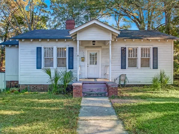 1318 SE 36th St, Savannah, GA 31404