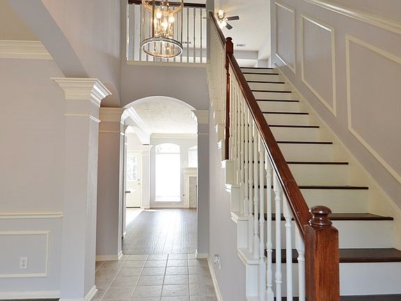 3rd image of 6747 Cleft Stone Dr