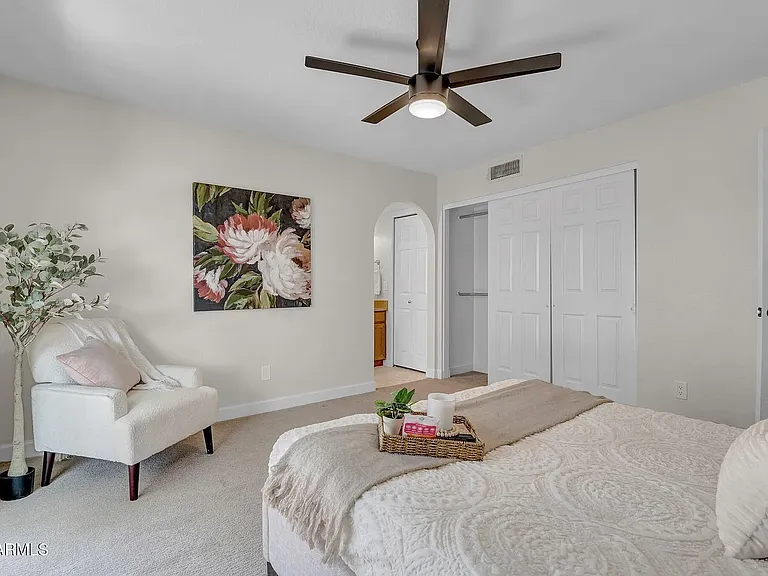 10235 N 31st St #15 — Photo 16