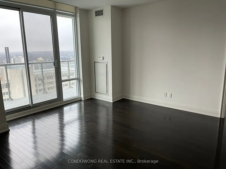 1 Bedford Rd #2103 — Photo 1