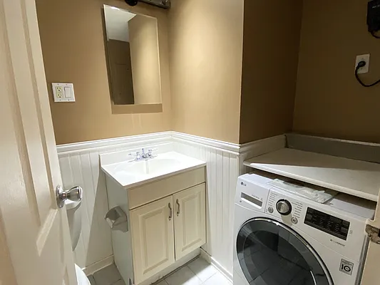 Sold by Leader Properties Inc. | media 28