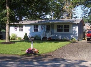 106 Flipper Ave, Manahawkin, NJ 08050