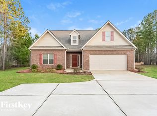 252 Hedgewood Dr, Hampton, GA 30228
