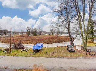 520 Ln 425 Jimmerson Lk, Fremont, IN 46737