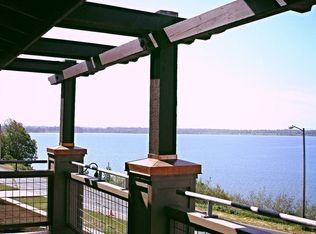 1300 Peace Portal Dr UNIT 302, Blaine, WA 98230