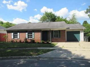 1217 Crown Cir, Lexington, KY 40517