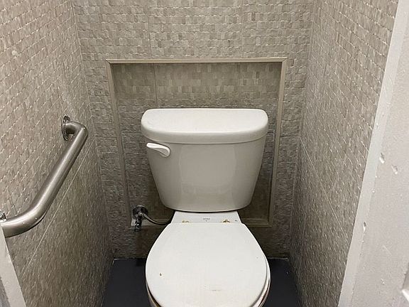 4th image of 856 Stockton St APT 42