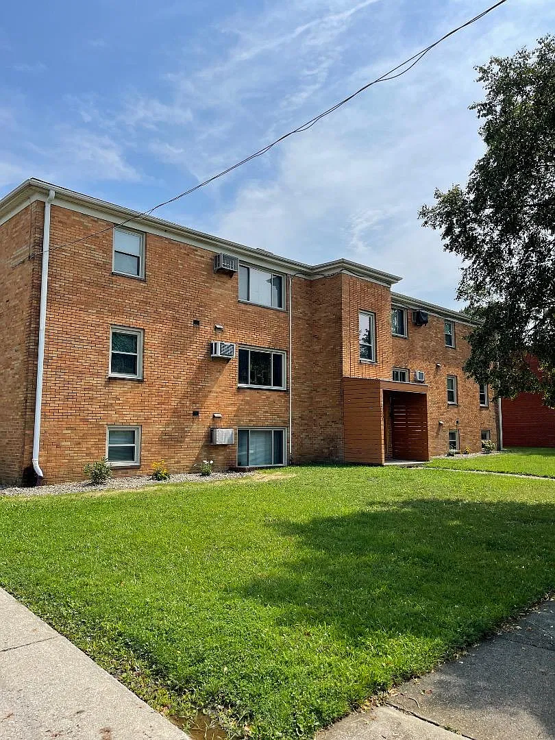 6397 Kingsdale Boulevard - Unit 5 — Photo 1
