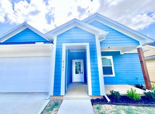 2101 S Bluebonnet Ave, Denison, TX 75020