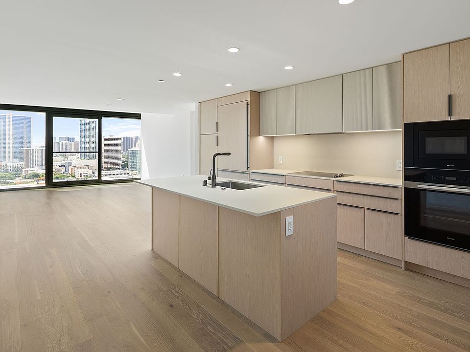 1st image of 333 Ward Ave #1711
