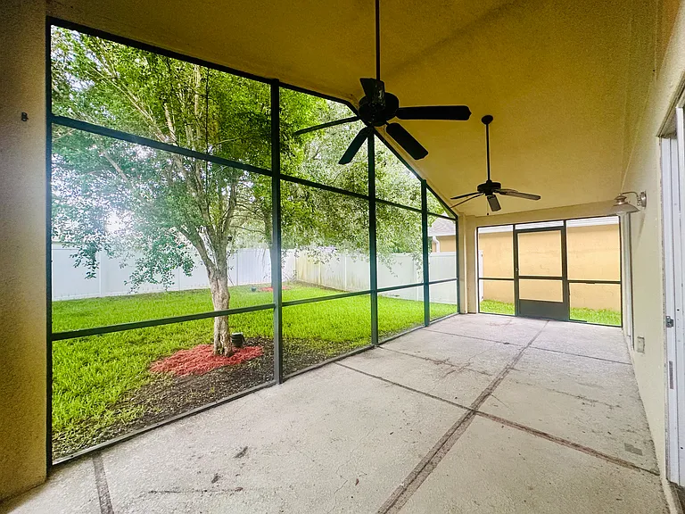 9988 Portofino Dr — Photo 2