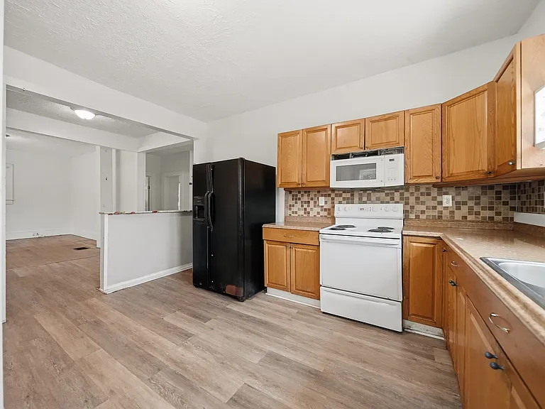755 2nd Ave SW — Photo 26