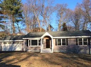 25 White Oak Rd, Trumbull, CT 06611