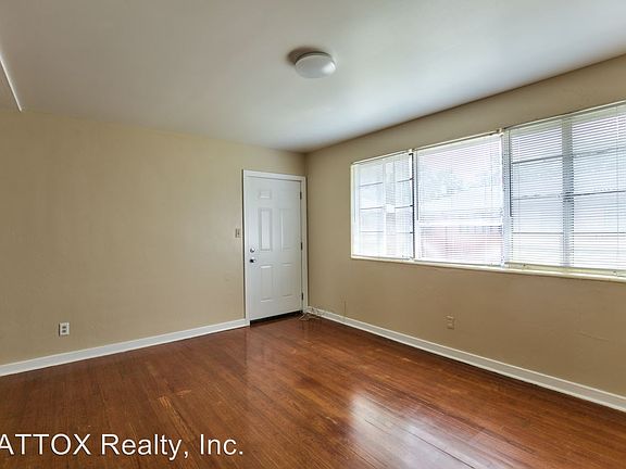 5th image of 638 E Park Ave APT 3