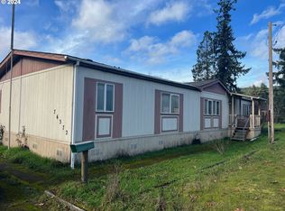 76372 Garden Rd, Oakridge, OR 97463