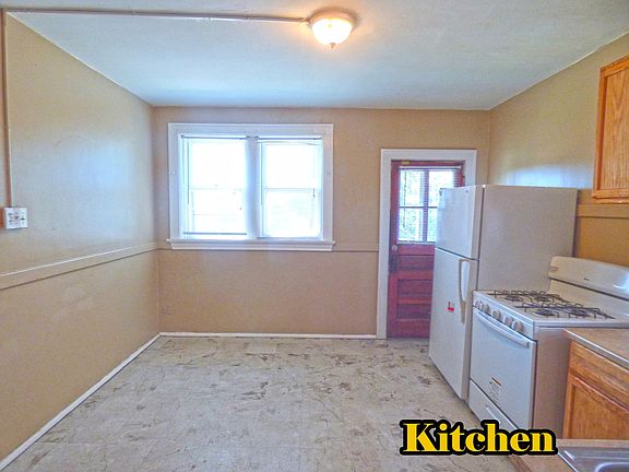 4th image of 3438 Potomac St #2F
